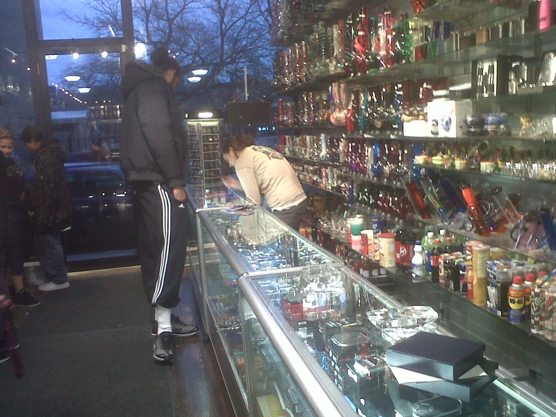 Illustration for article titled Joakim Noah Spotted In His Natural Habitat: Shopping For Bongs (MORE PHOTOS)